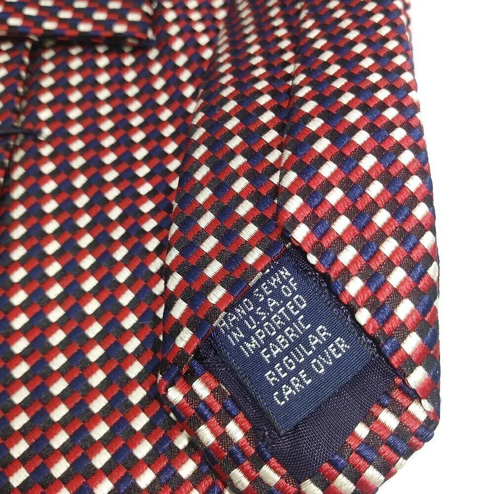 Roundtree & Yorke Tie
